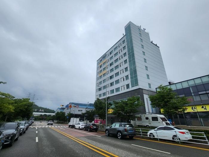 부산 기장군 장안읍 명례산단3로 15, 3층304호 ( 도시형생활주택 사진 2