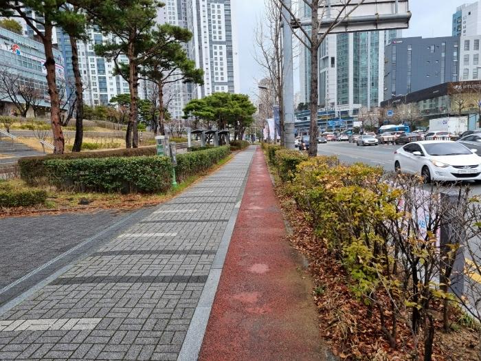 부산 남구 수영로 345, 115동 1층122호 (대연 근린상가 사진 3